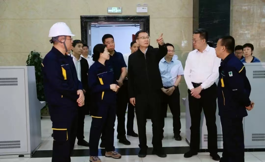 周波在盘锦调研时强调 坚定不移推进“减油增化”推动石化产业转型升级